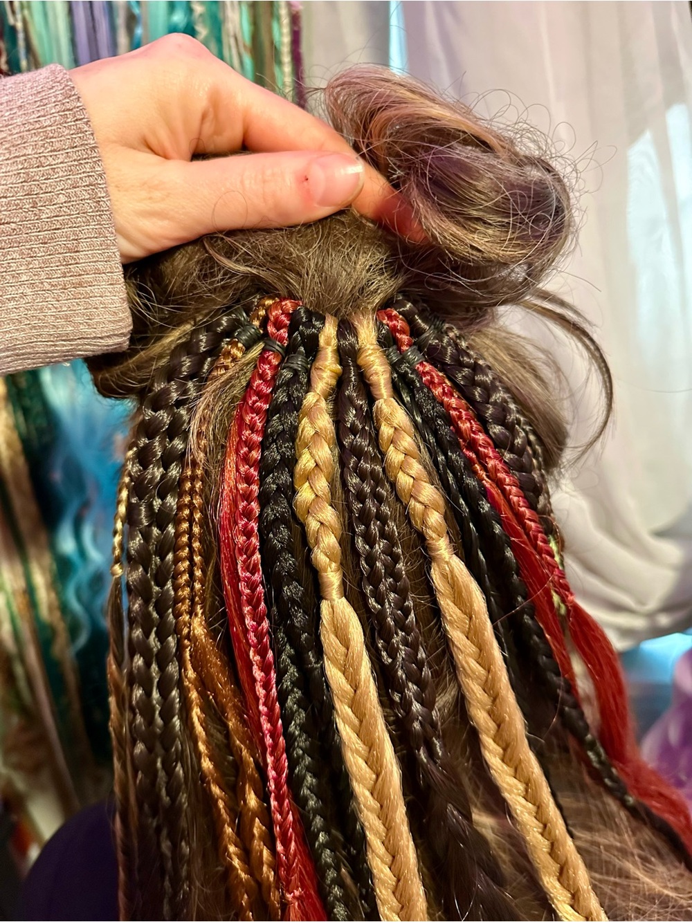 Hand-Braided Mixed Color Hair Extension Clips - Multi-Color Braids ( Stacey )🩷 - Picture 4 of 16